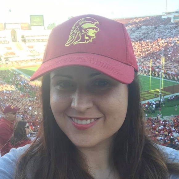 Meet your Posher, Amanda - Picture 1 of 1